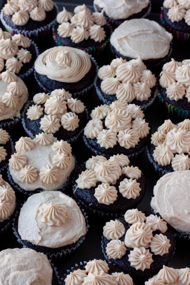 chocolatepeanutbuttercupcakes5