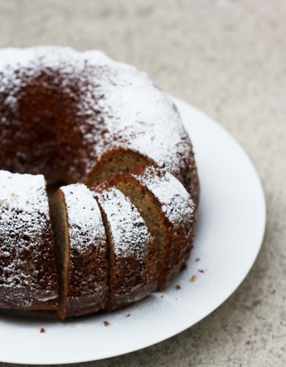 CaramelYogurtBundtCake2