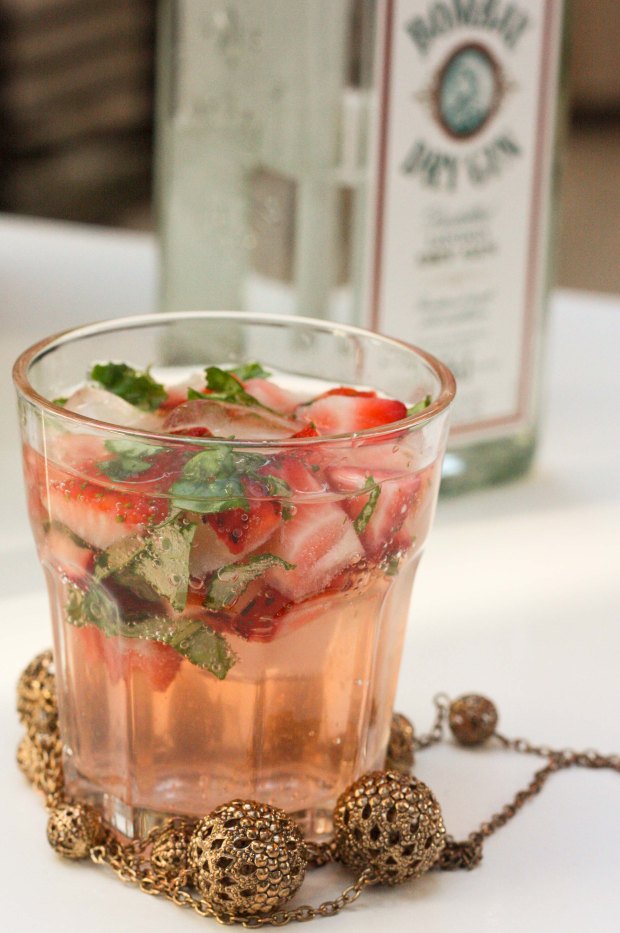 strawberrybasilginandtonic1