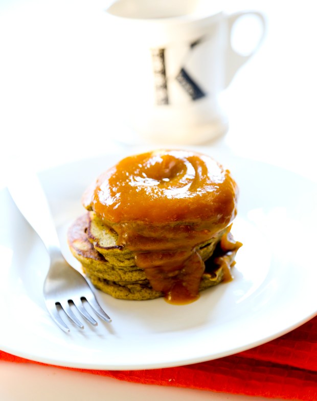 pumpkinproteinpancakes4